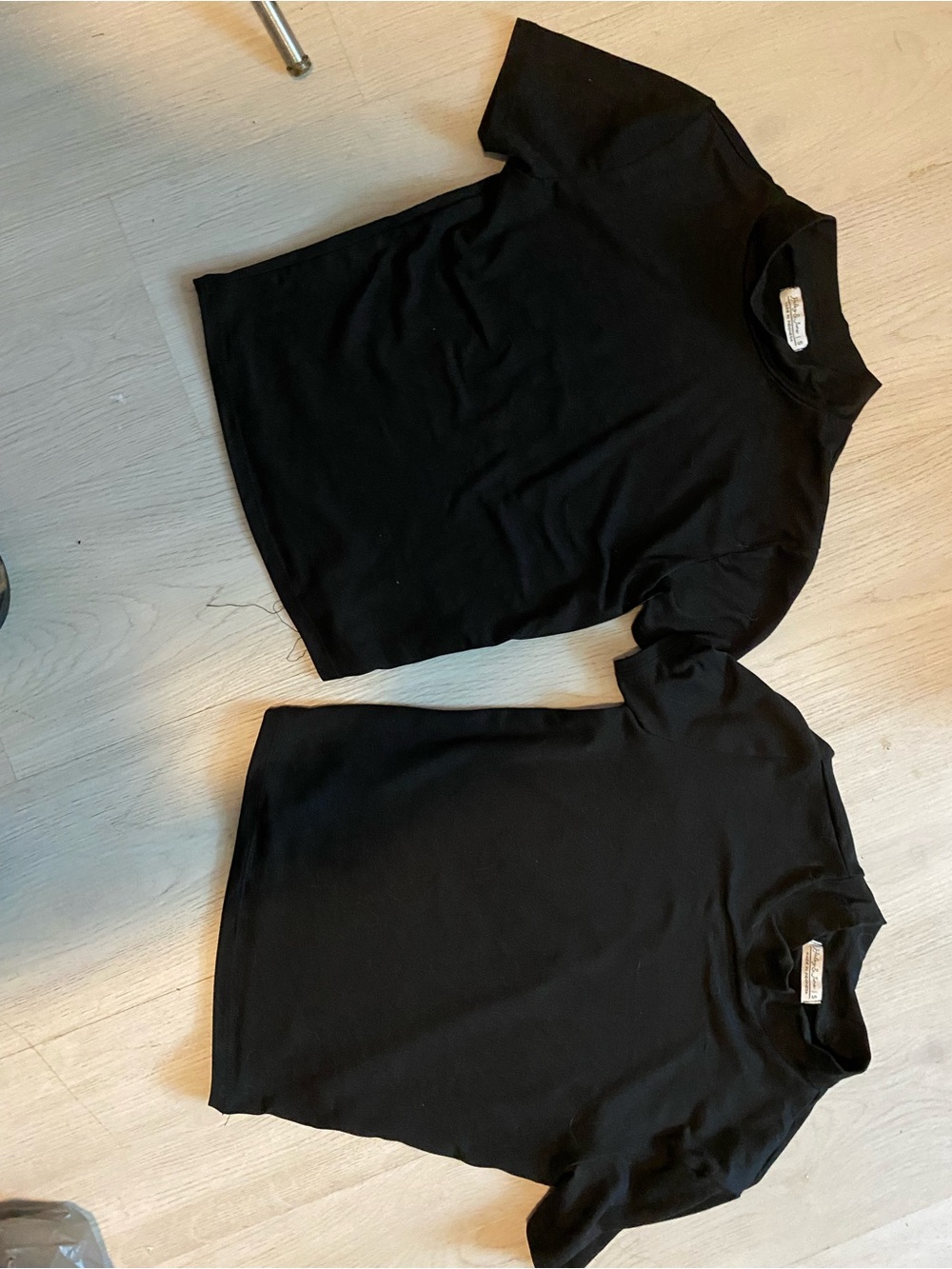 Women’s Black Mock Neck Crop Top - Unbranded